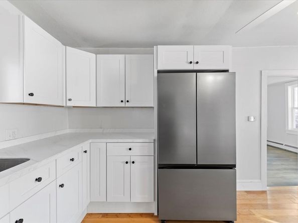 12 Franklin St, Weymouth MA 02188