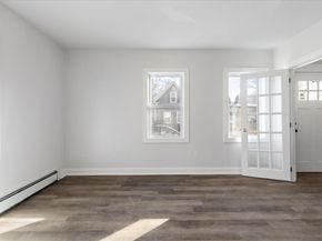 12 Franklin St, Weymouth MA 02188