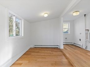 12 Franklin St, Weymouth MA 02188