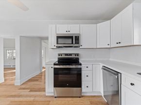 12 Franklin St, Weymouth MA 02188