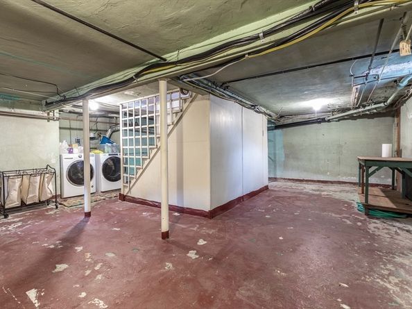 92 Plummer Ave, Winthrop MA 02152