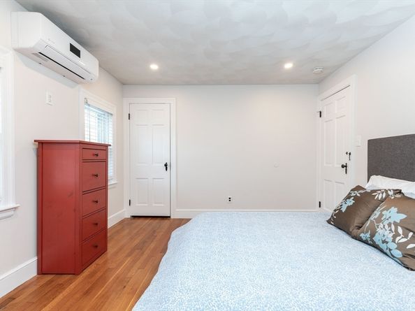 92 Plummer Ave, Winthrop MA 02152