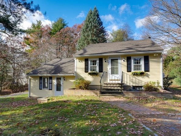 22 Granite Street, Medway MA 02053