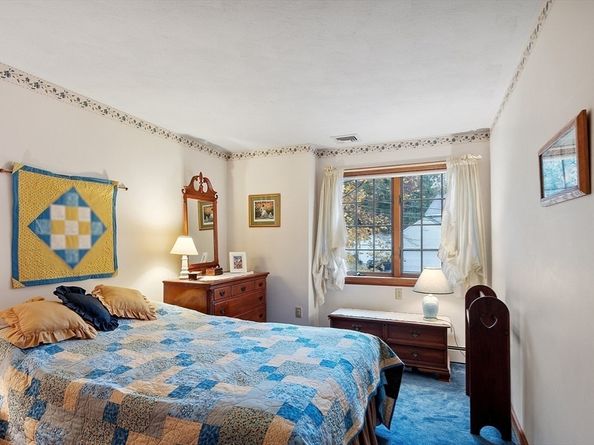 2 Tomah Dr, Peabody MA 01960