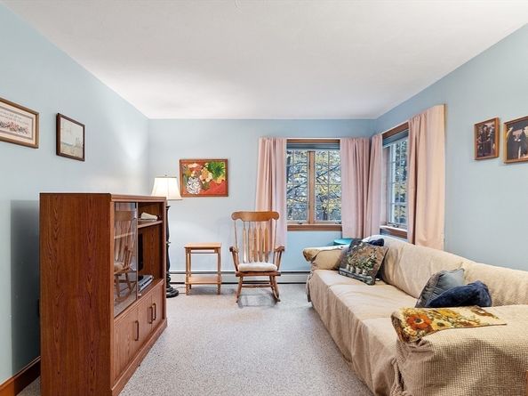 2 Tomah Dr, Peabody MA 01960