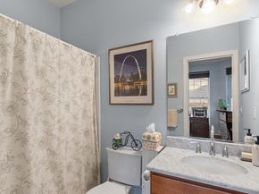 33 Summerfield Dr 33, Uxbridge MA 01569