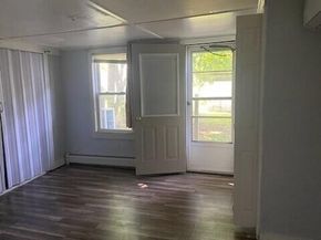 52 Moran St, Gardner MA 01440