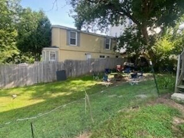 52 Moran St, Gardner MA 01440