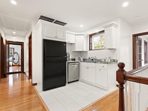 313 South Street, Reading MA 01867