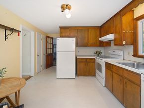 70 Hillside Ave, Concord MA 01742