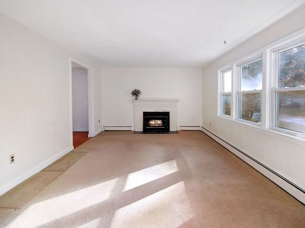 70 Hillside Ave, Concord MA 01742