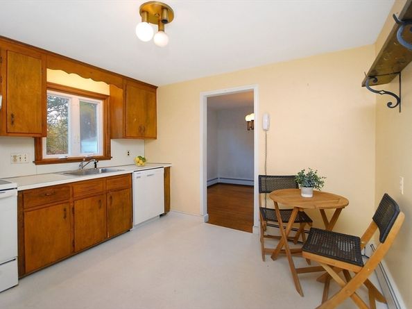 70 Hillside Ave, Concord MA 01742