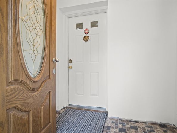 28 Eustis, Saugus MA 01906