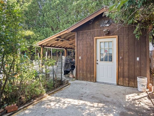 28 Eustis, Saugus MA 01906