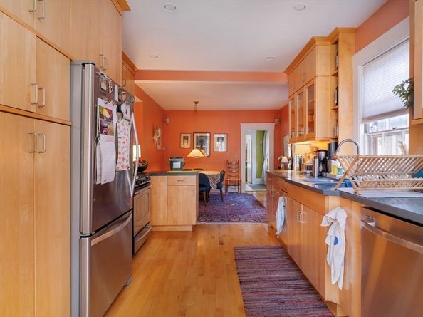 174 Hamilton Street, Cambridge MA 02139