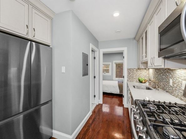 1880 Beacon St 6, Brookline MA 02445