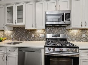 1880 Beacon St 6, Brookline MA 02445