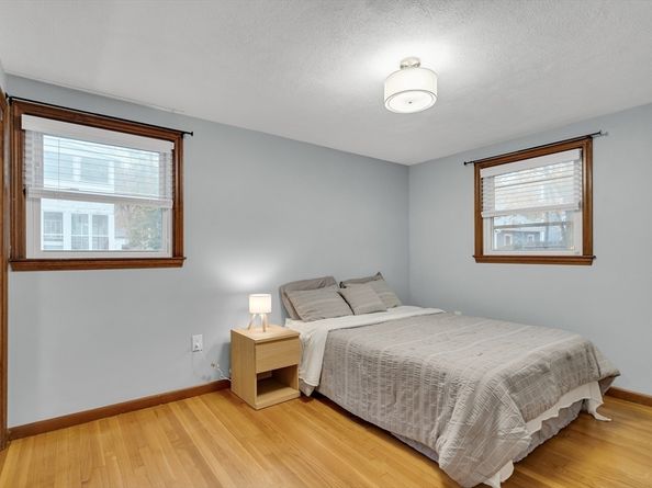 16 Glen Rd, Reading MA 01867