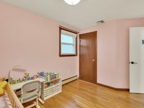 16 Glen Rd, Reading MA 01867