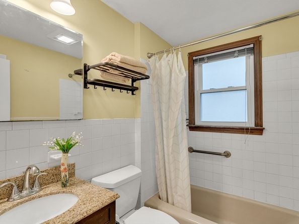 16 Glen Rd, Reading MA 01867