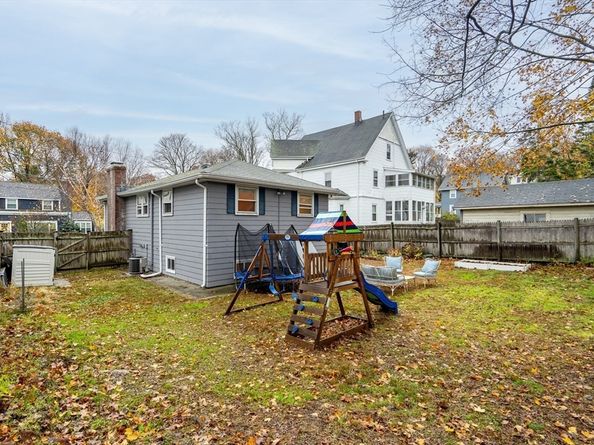 16 Glen Rd, Reading MA 01867