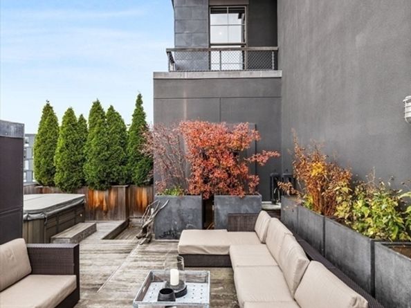 27 Wareham St PH6, Boston MA 02118