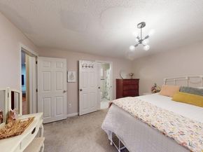 365 Washington St 5, Norwood MA 02062