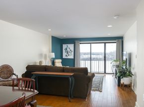 65 Lake Ave 220, Worcester MA 01604