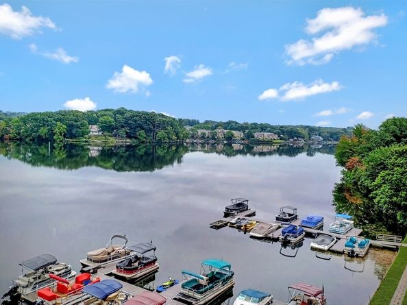 65 Lake Ave 220, Worcester MA 01604