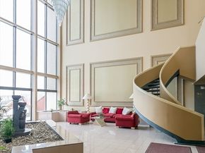 65 Lake Ave 220, Worcester MA 01604