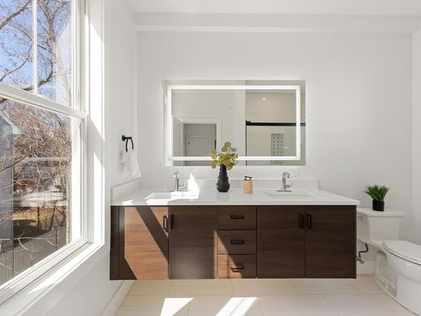 656 Mystic Ave A, Somerville MA 02145