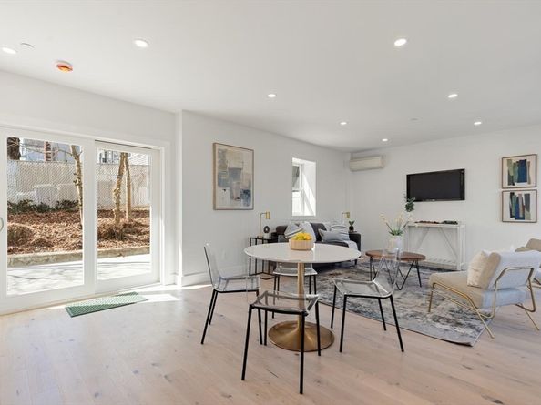 656 Mystic Ave A, Somerville MA 02145