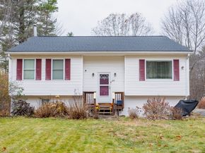 277 Lovewell St, Gardner MA 01440