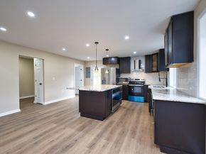 4 Water St, Lakeville MA 02347