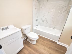 4 Water St, Lakeville MA 02347