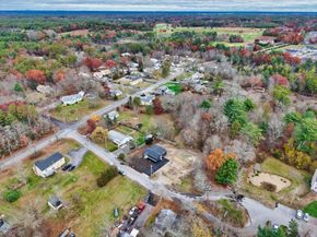 4 Water St, Lakeville MA 02347