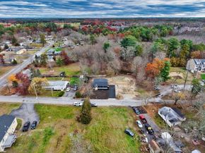 4 Water St, Lakeville MA 02347