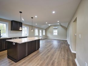 4 Water St, Lakeville MA 02347