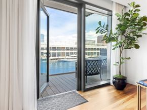 300 Pier 4 Blvd 3I, Boston MA 02210