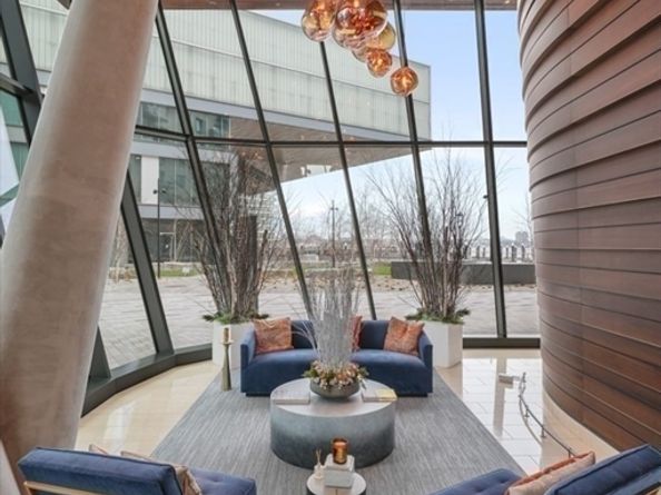 300 Pier 4 Blvd 3I, Boston MA 02210