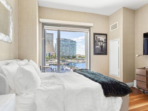 300 Pier 4 Blvd 3I, Boston MA 02210