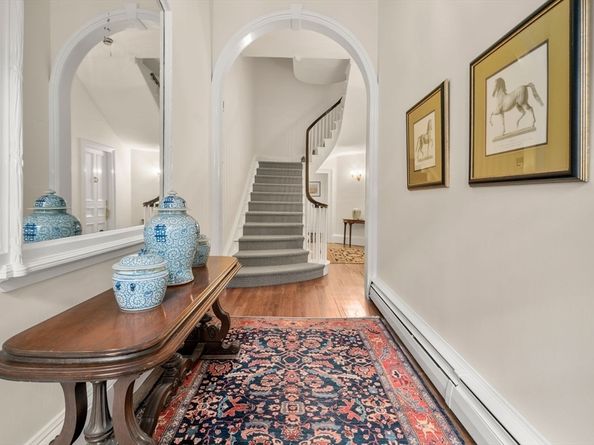 12 Marlborough St 1, Boston MA 02116