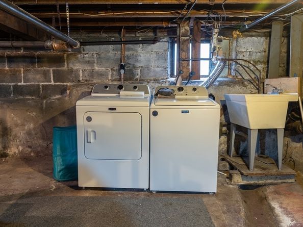 312 Shaw St, Braintree MA 02184