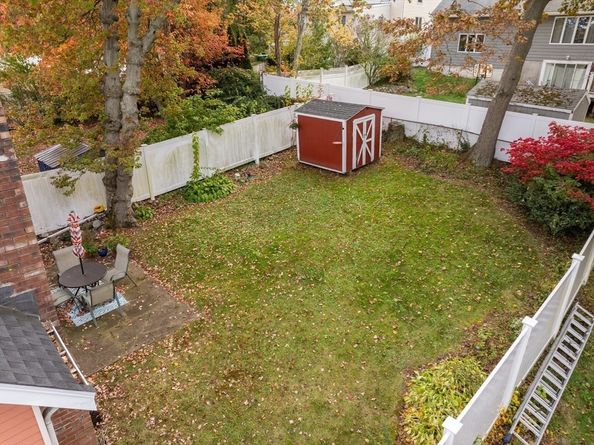 312 Shaw St, Braintree MA 02184