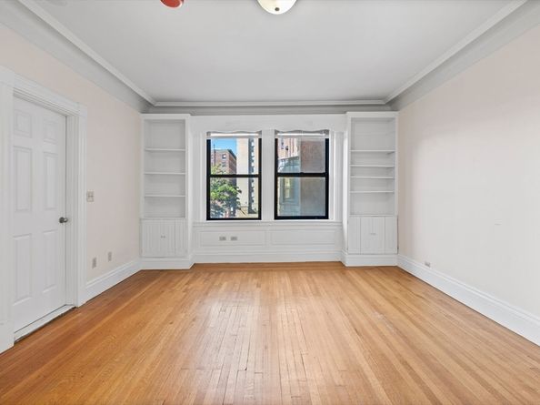 466 Commonwealth Ave 305, Boston MA 02215