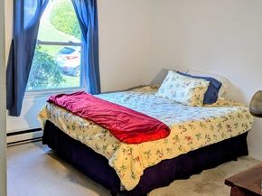 41 Walnut Hill Dr, Worcester MA 01602