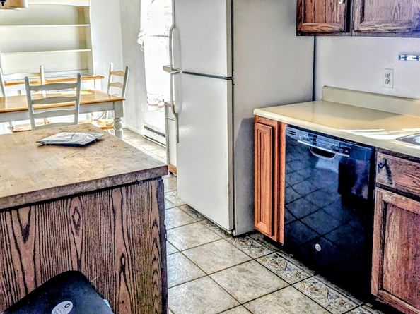 41 Walnut Hill Dr, Worcester MA 01602