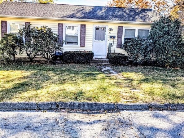 41 Walnut Hill Dr, Worcester MA 01602