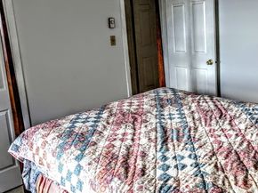 41 Walnut Hill Dr, Worcester MA 01602