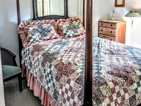 41 Walnut Hill Dr, Worcester MA 01602